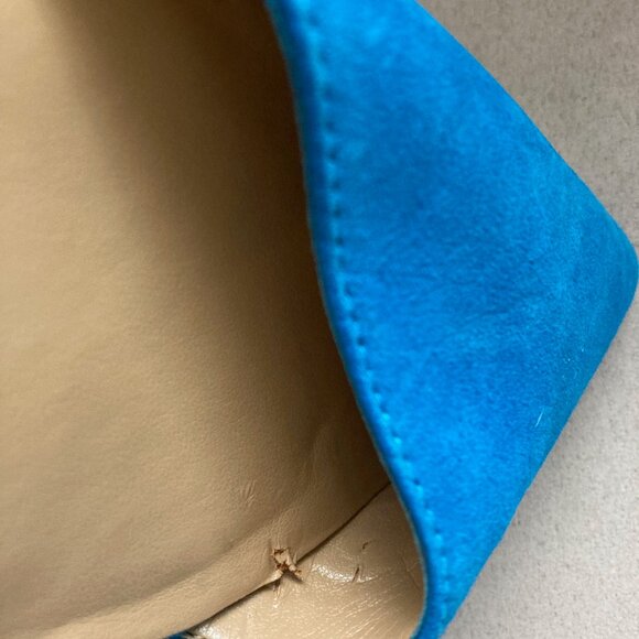 Pointy toe strap pumps - Picture 9 of 10